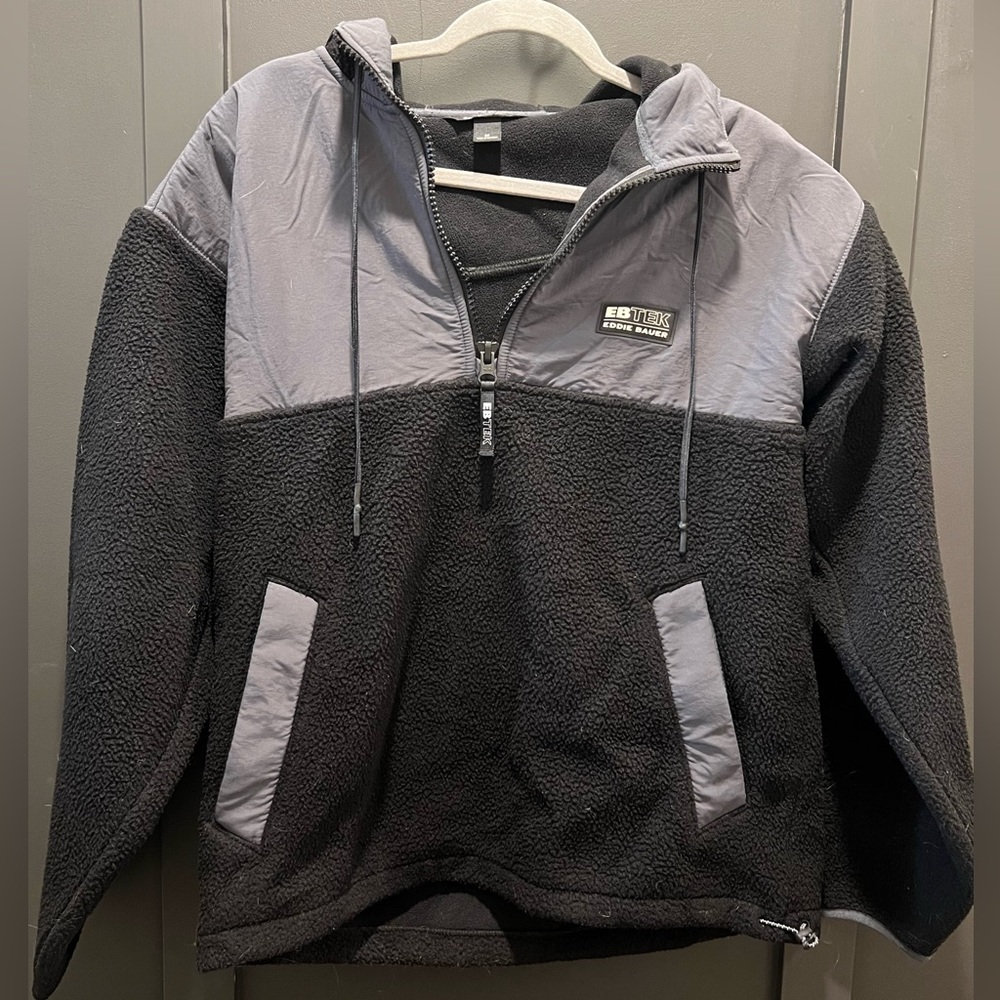 Eddie Bauer EBTEK Men’s Fleece Hooded Pullover